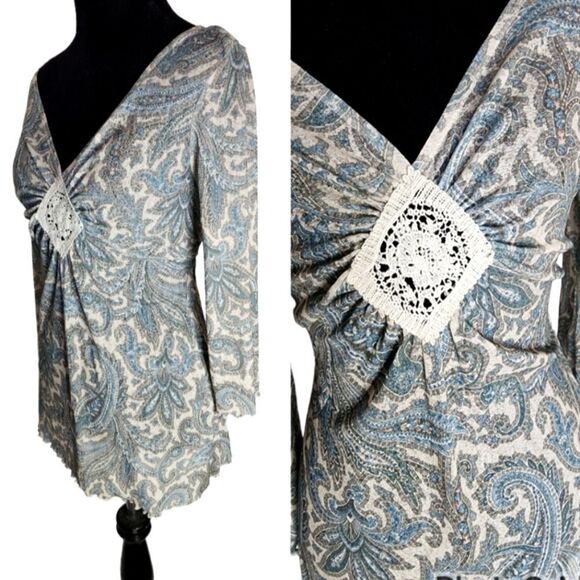 🌸Vintage Boho Dreamer Blue Paisley Lace Bellsleeved Tunic Top 🌸 - Picture 3 of 4
